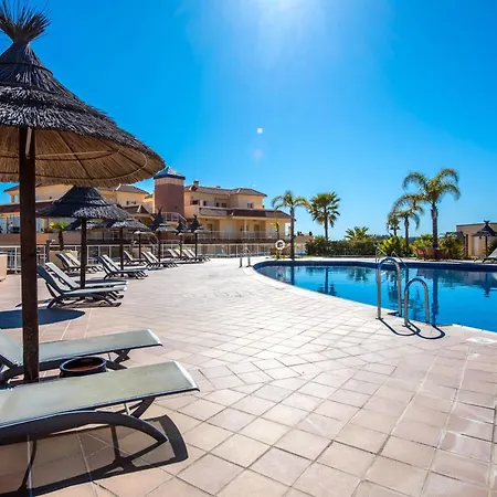 Apartment Malibu Jacuzzi Penthouse By Costarentals - Ref 242 *