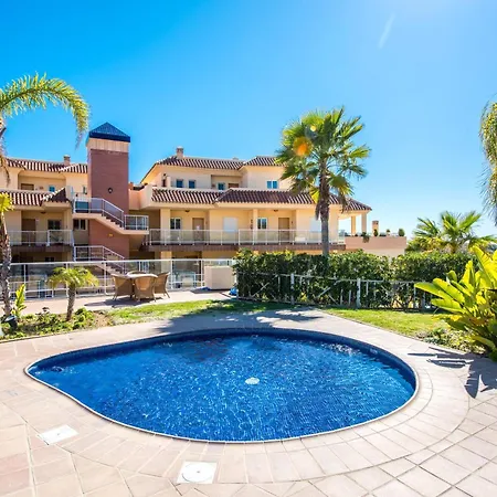 Malibu Jacuzzi Penthouse By Costarentals - Ref 242