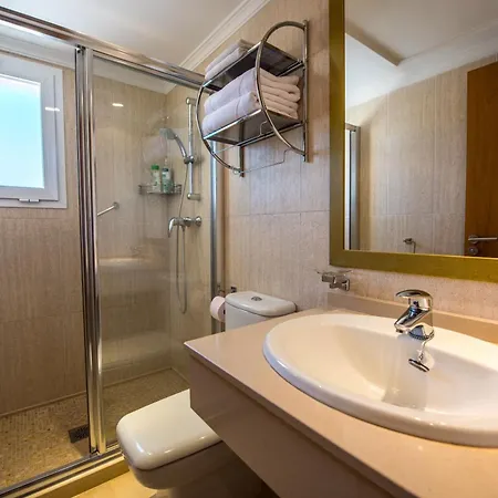 Malibu Jacuzzi Penthouse By Costarentals - Ref 242 Apartment *