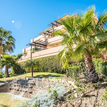 Malibu Jacuzzi Penthouse By Costarentals - Ref 242